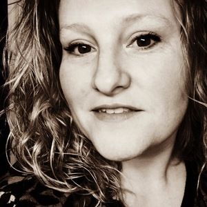 Meet your Posher, Kara